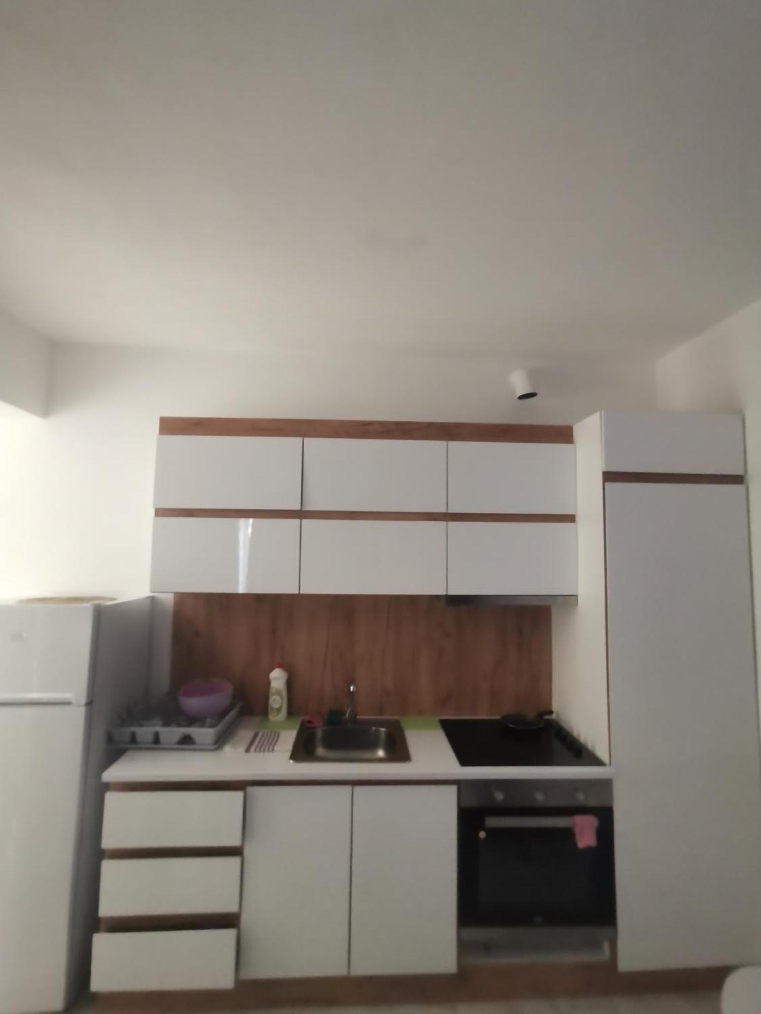 Davids Apartments Sarandë Buitenkant foto