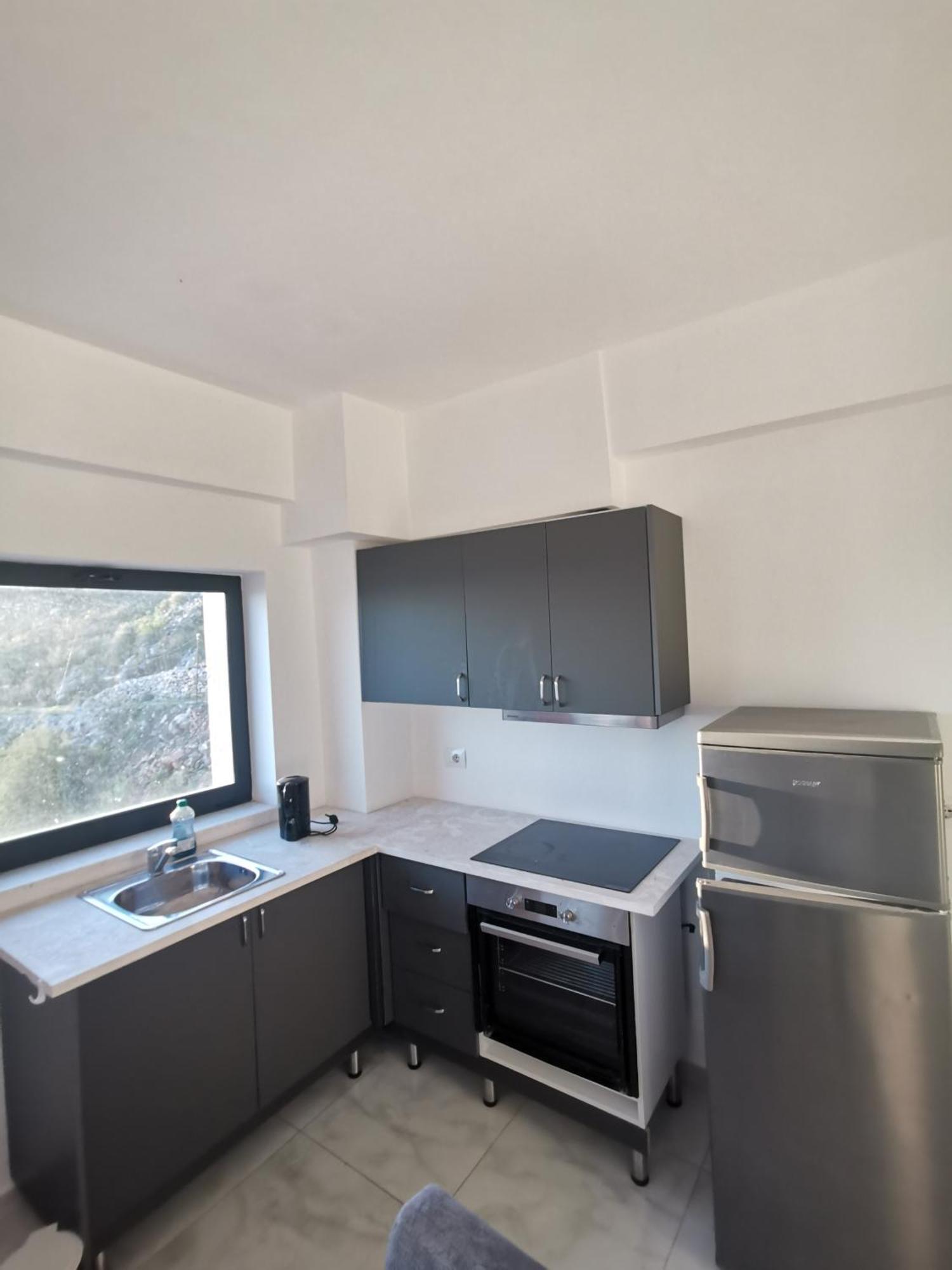 Davids Apartments Sarandë Buitenkant foto