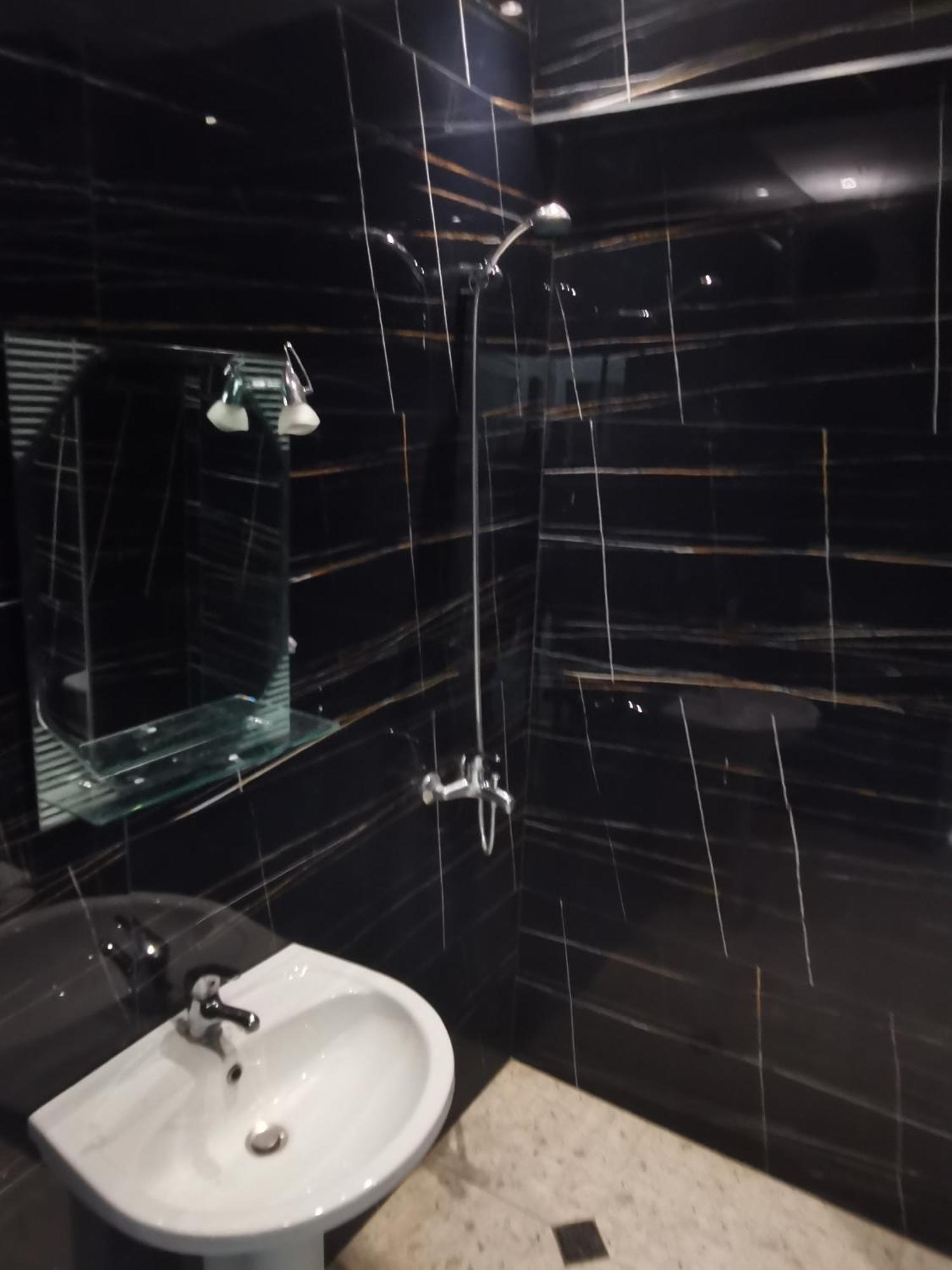 Davids Apartments Sarandë Buitenkant foto