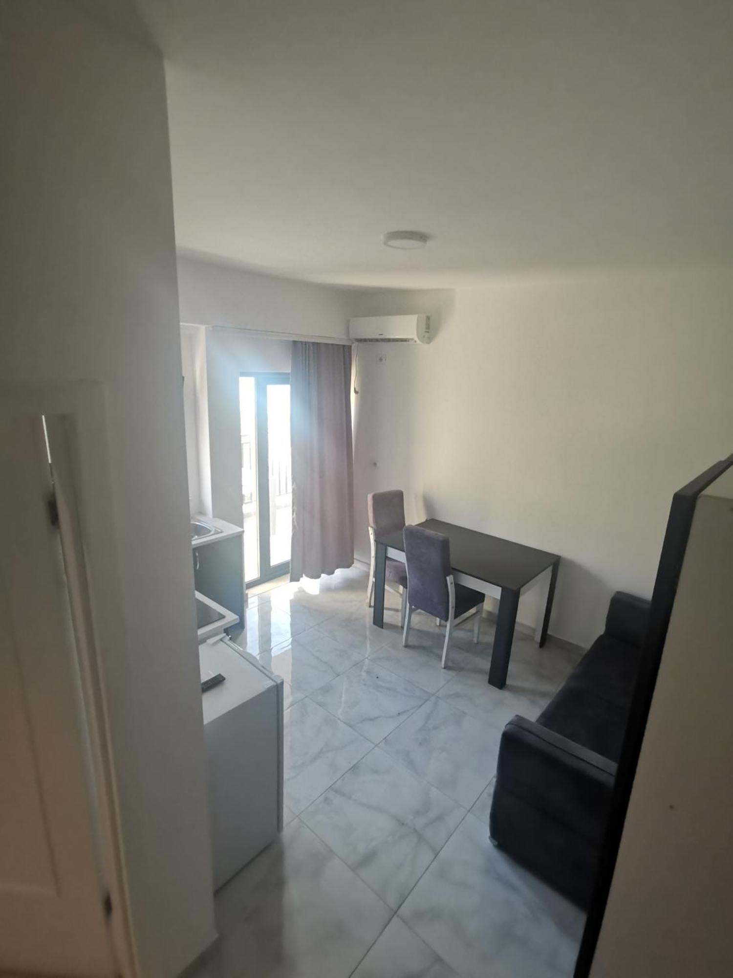 Davids Apartments Sarandë Buitenkant foto